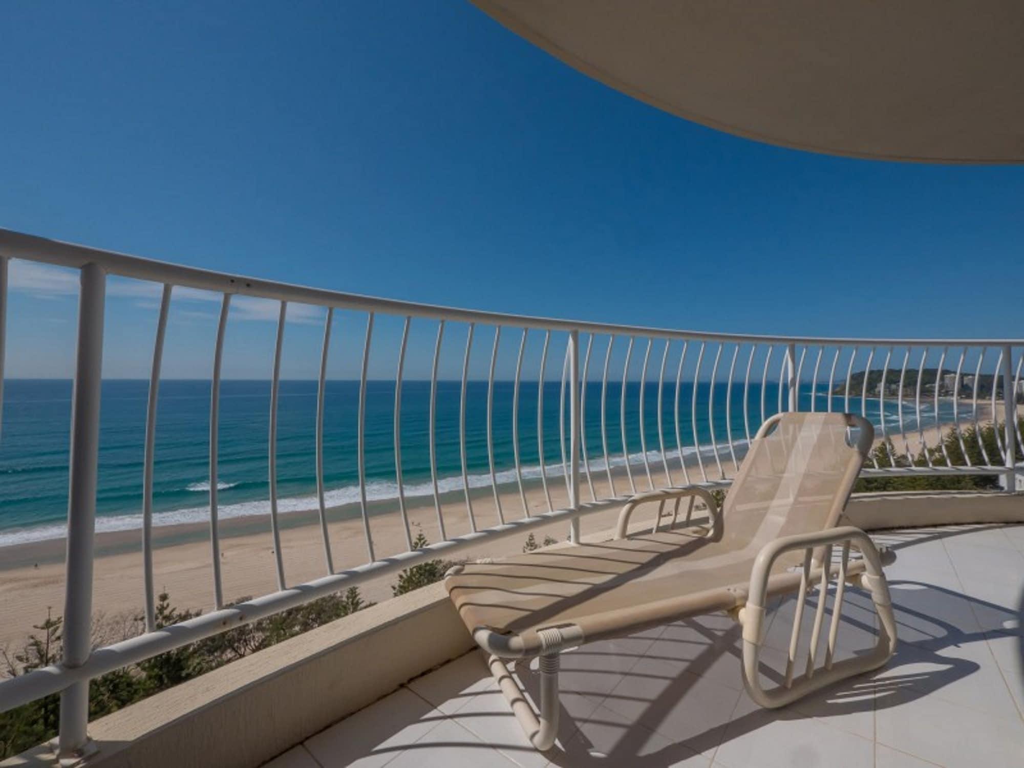 Burleigh Surf Apartments Гоулд Коуст Екстериор снимка