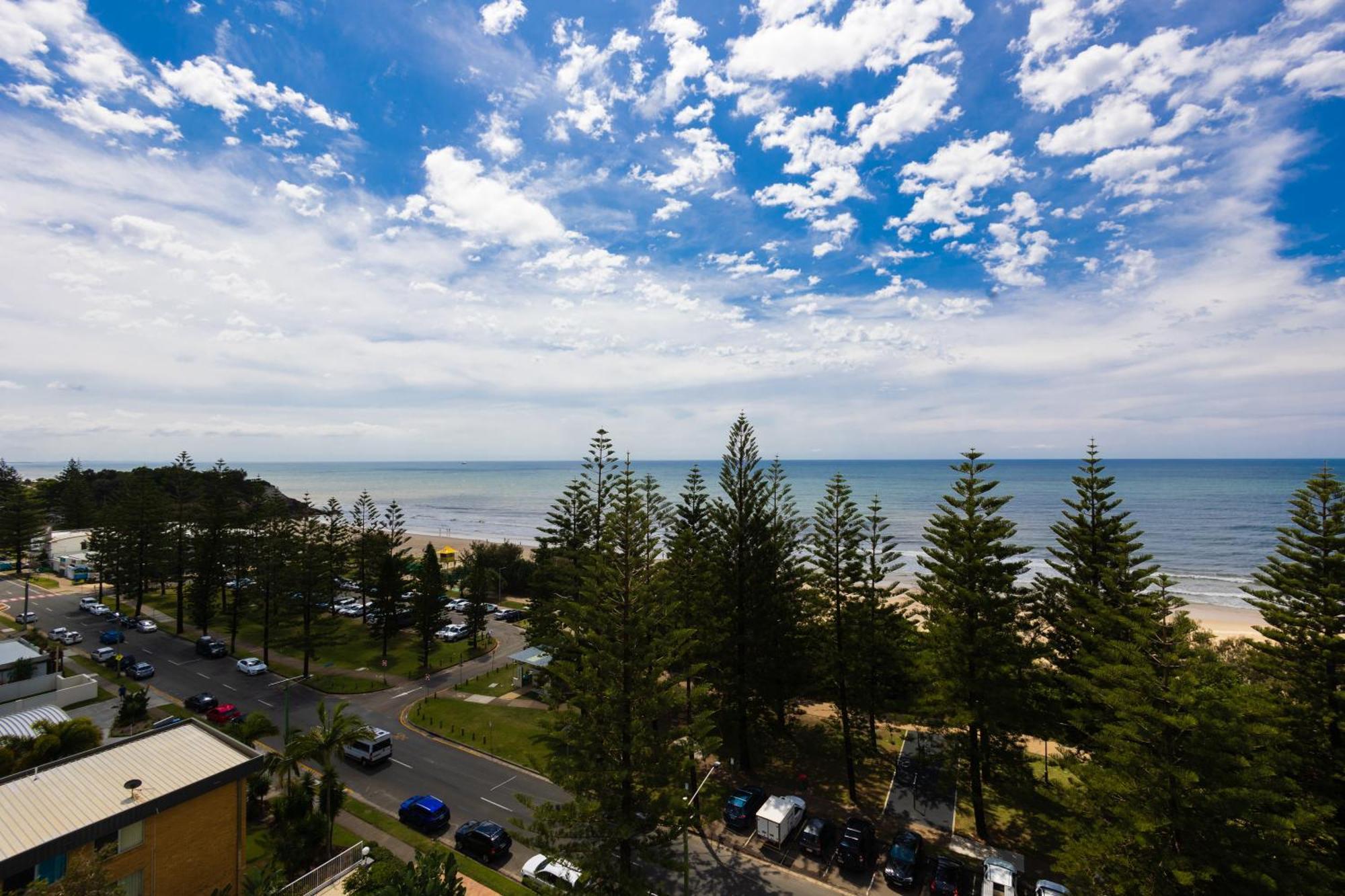 Burleigh Surf Apartments Гоулд Коуст Екстериор снимка