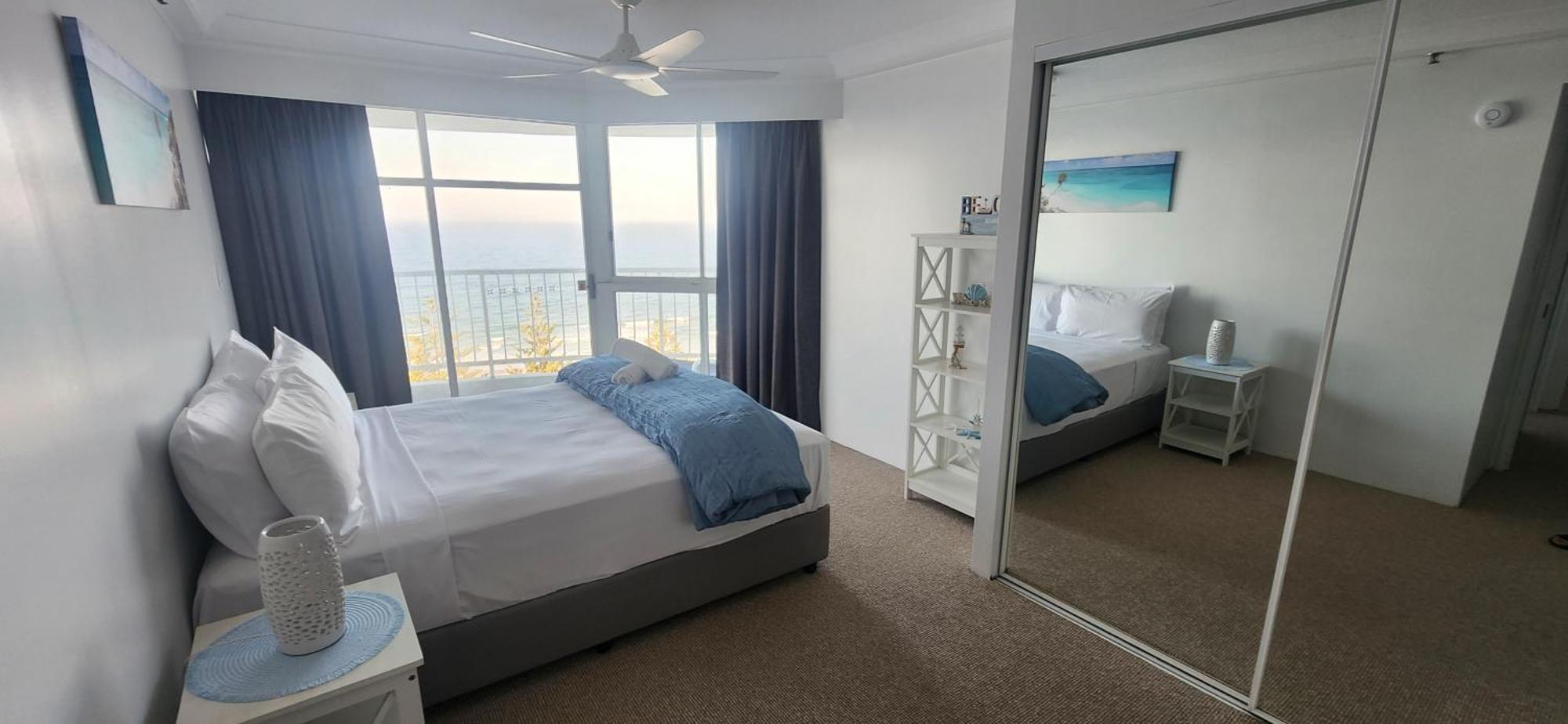Burleigh Surf Apartments Гоулд Коуст Екстериор снимка