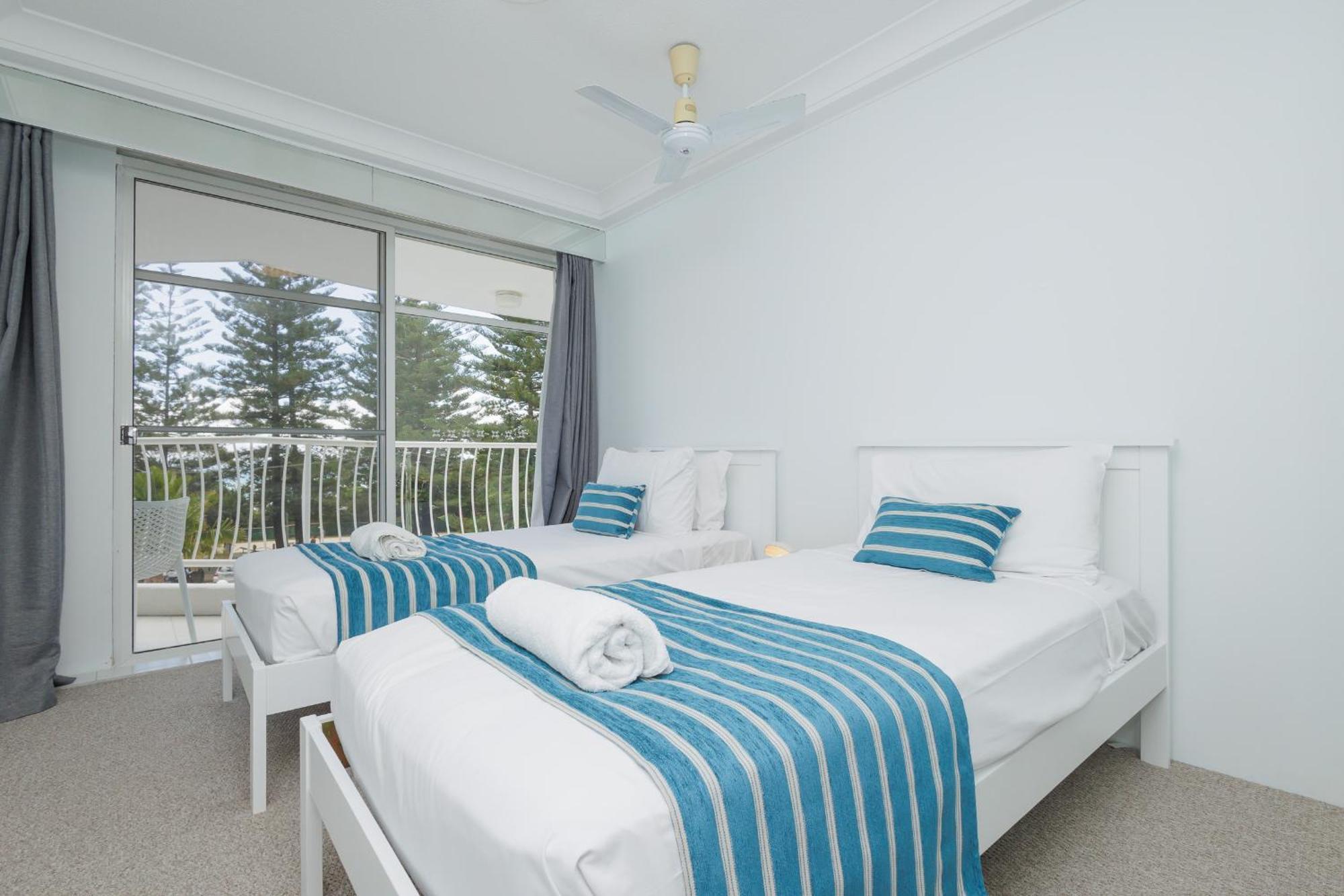 Burleigh Surf Apartments Гоулд Коуст Екстериор снимка