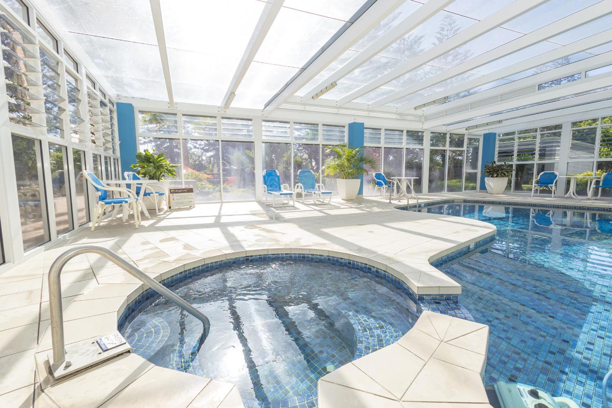 Burleigh Surf Apartments Гоулд Коуст Екстериор снимка