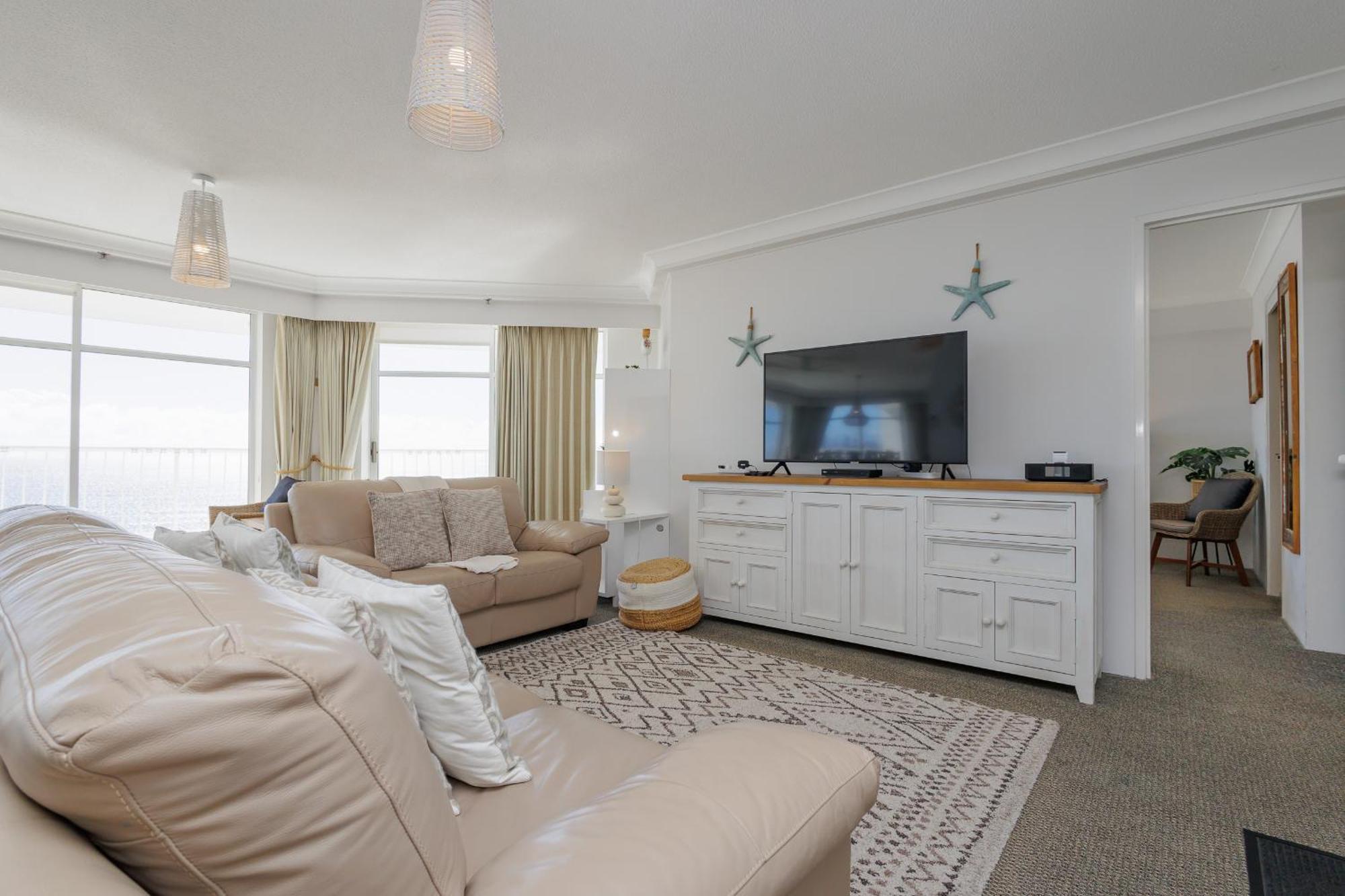 Burleigh Surf Apartments Гоулд Коуст Екстериор снимка